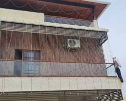 Modern Grill Design for Balcony Full Cover